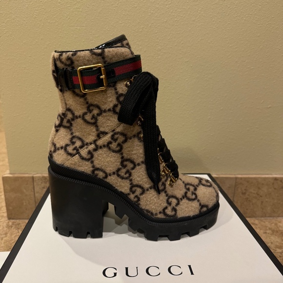 Gucci GG Monogram Wool Ankle Boots - Picture 6 of 7